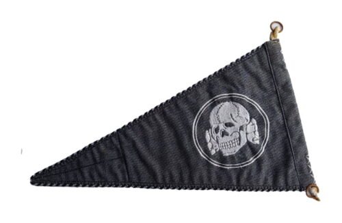 Vlag driehoek Totenkopf