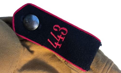 Hitler Jugend uniform in koffer